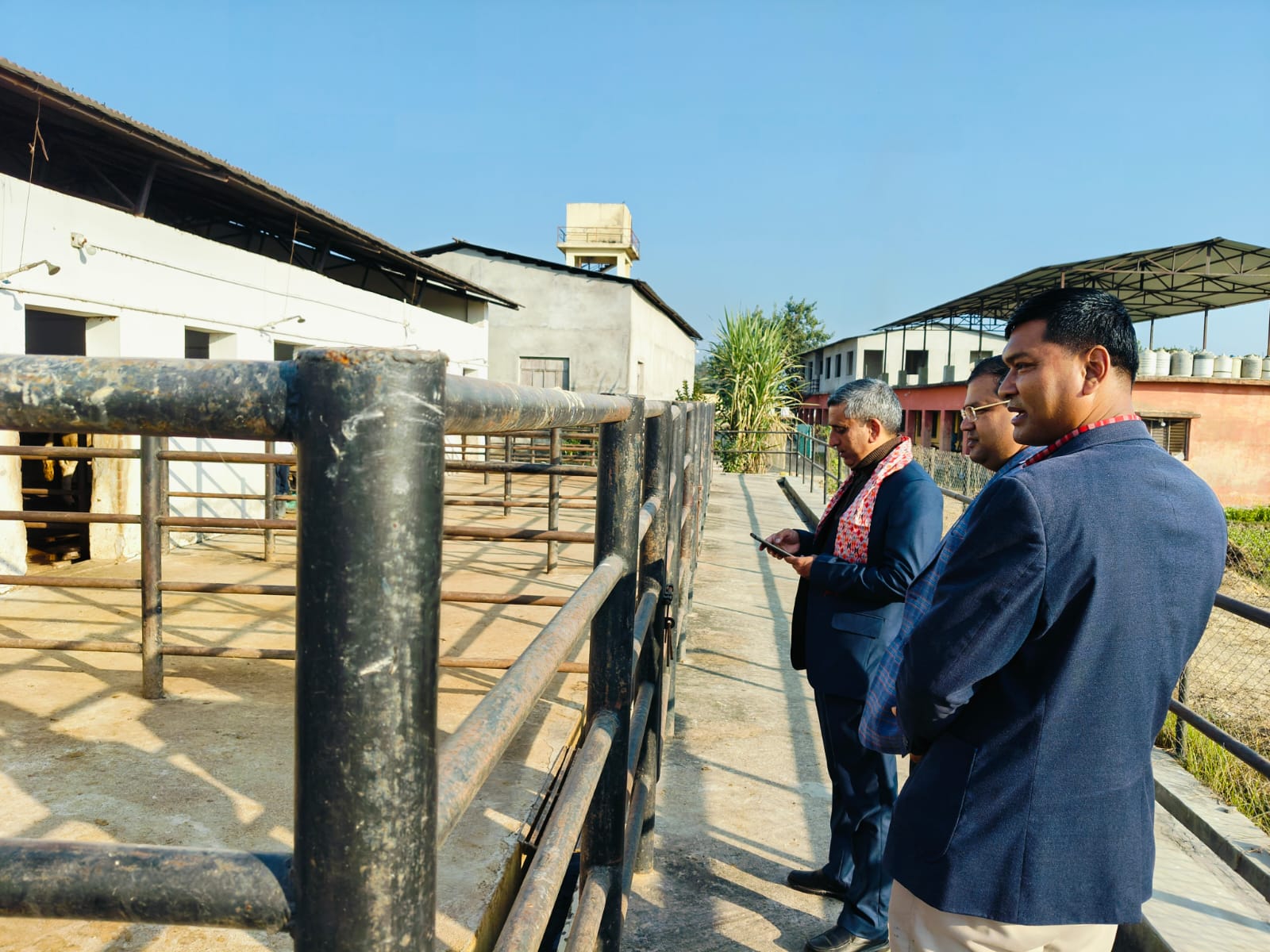 श्रीमान् सचिवज्यू तथा महानिर्देशकज्यू द्वारा अनुगमन